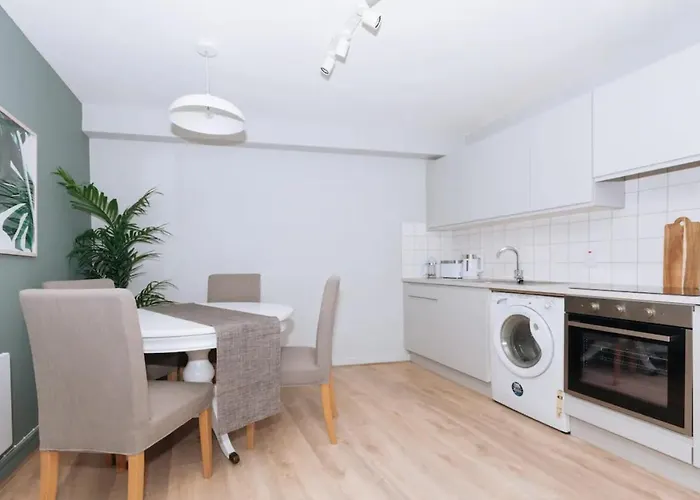 Relaxing 1bd Flat With A Roof Terrace - Portobello