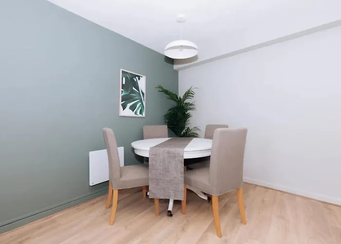 Relaxing 1bd Flat With A Roof Terrace - Portobello דירה *